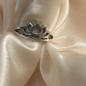 ❤️ 2 for $10 PRICE DROP 
Lotus Flower Ring